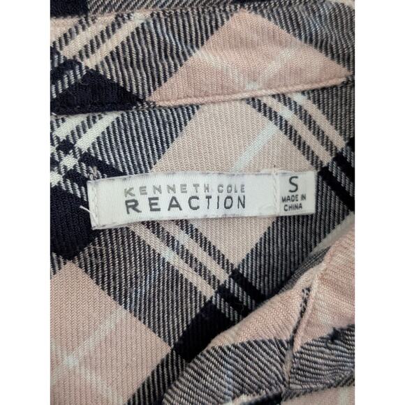 Kenneth Cole Reaction Pink & Navy Plaid Button Down Blouse Shirt Size Small - Picture 4 of 5
